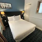 Etoile Trocadero