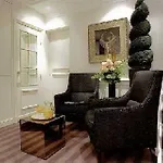 Etoile Trocadero Hotel 3*