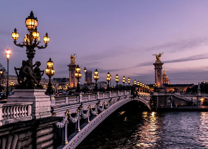 Etoile Trocadéro 3* Parigi