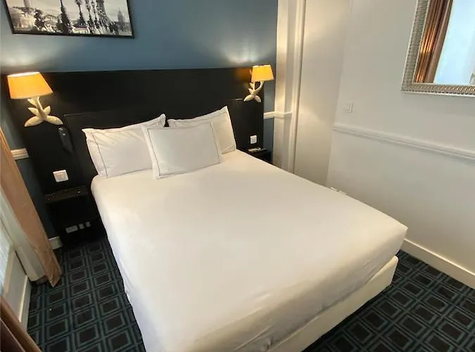 Etoile Trocadéro 3* París