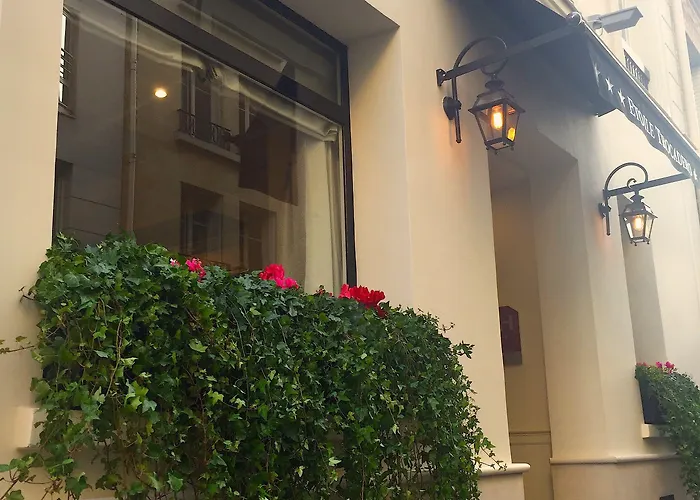 Etoile Trocadéro Hotel 3*