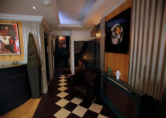 Etoile Trocadéro 3*