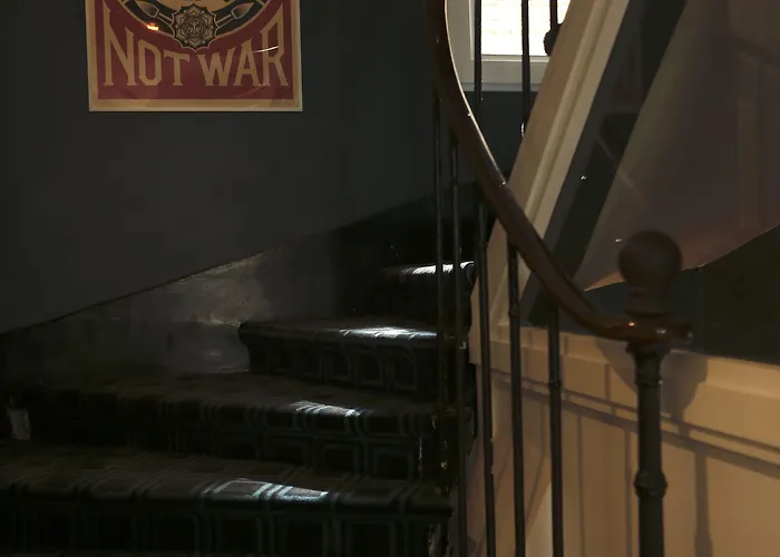 Etoile Trocadéro Hotel