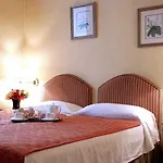 Szálloda Etoile Trocadero 3*