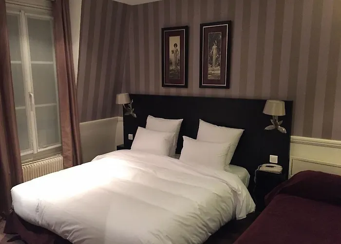 Hotel Etoile Trocadero 3*