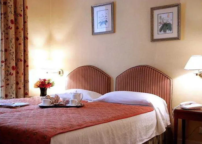 Hotel Etoile Trocadero 3*